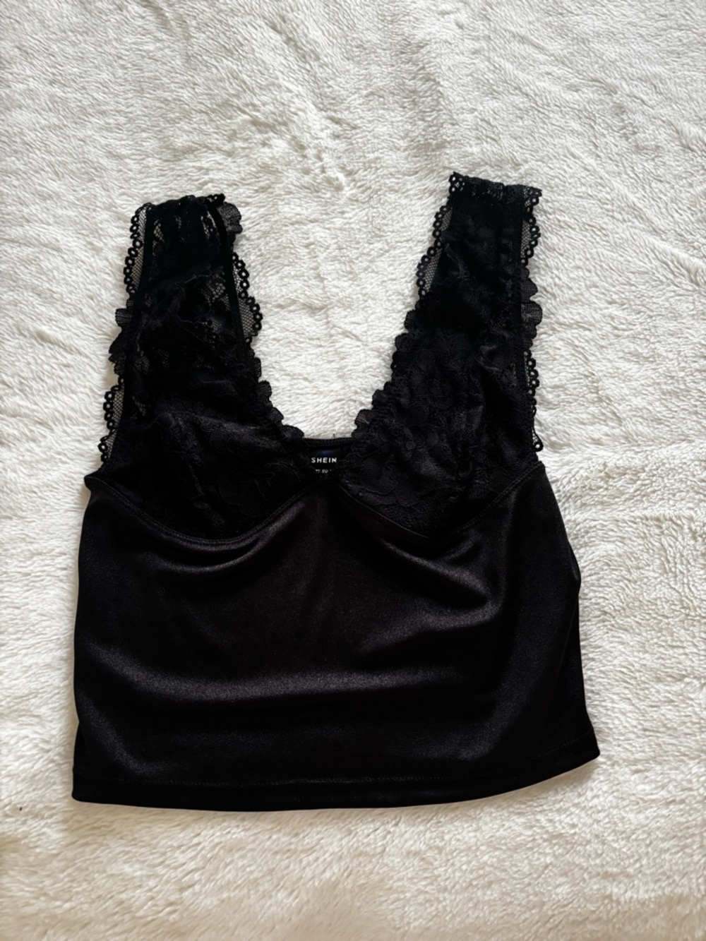 SHEIN Black Lace V-Neck Crop Cami